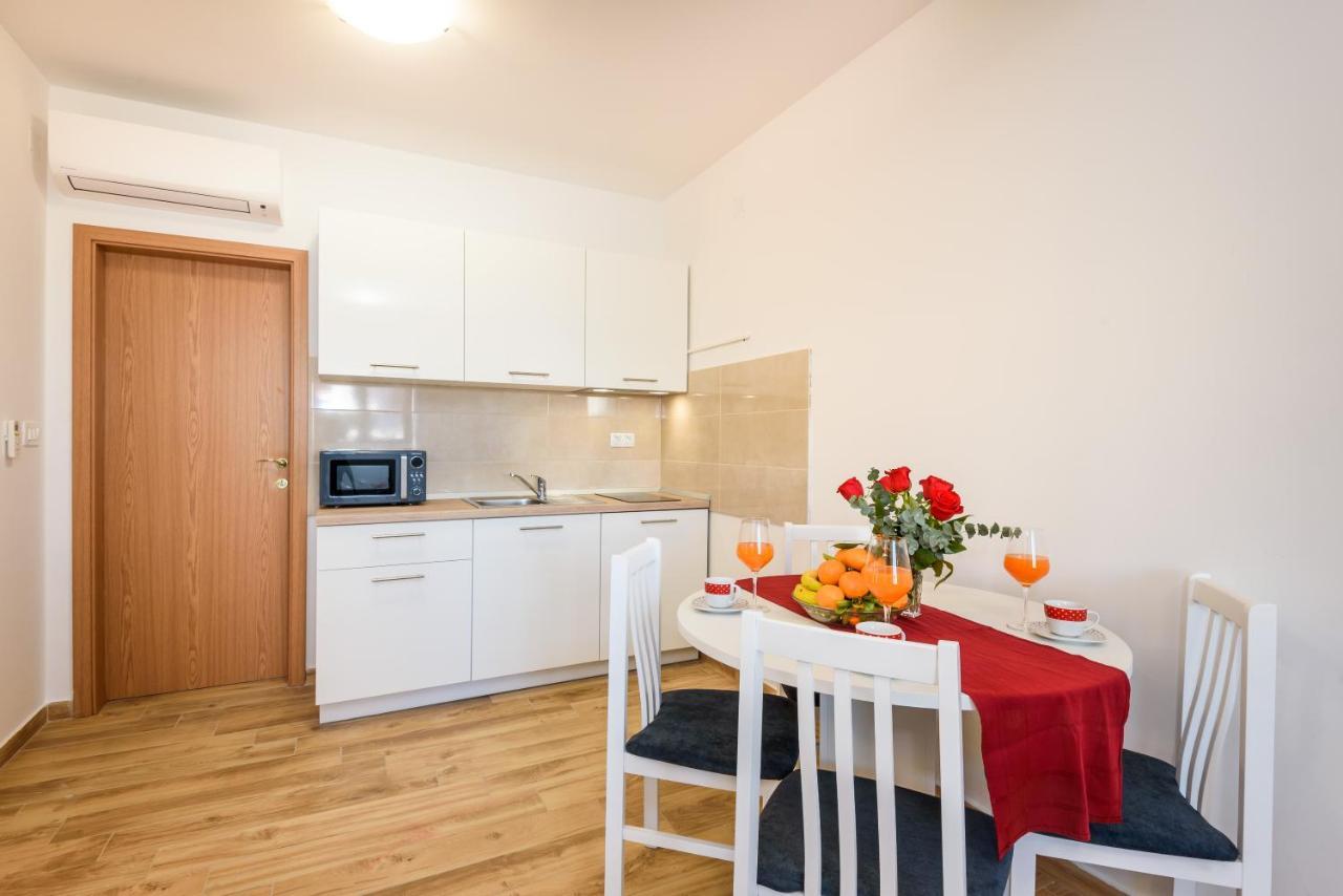 Apartman Ana, Metkovic Bagian luar foto