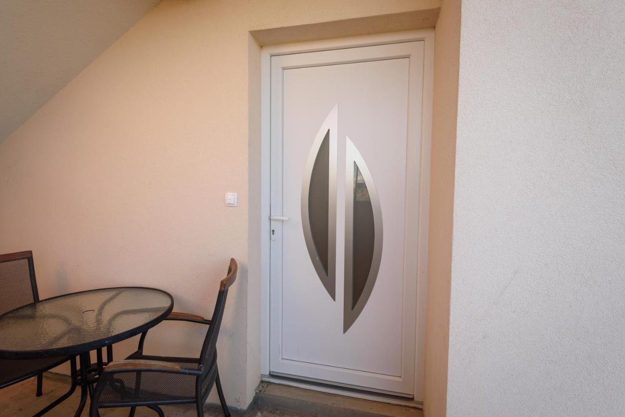 Apartman Ana, Metkovic Bagian luar foto
