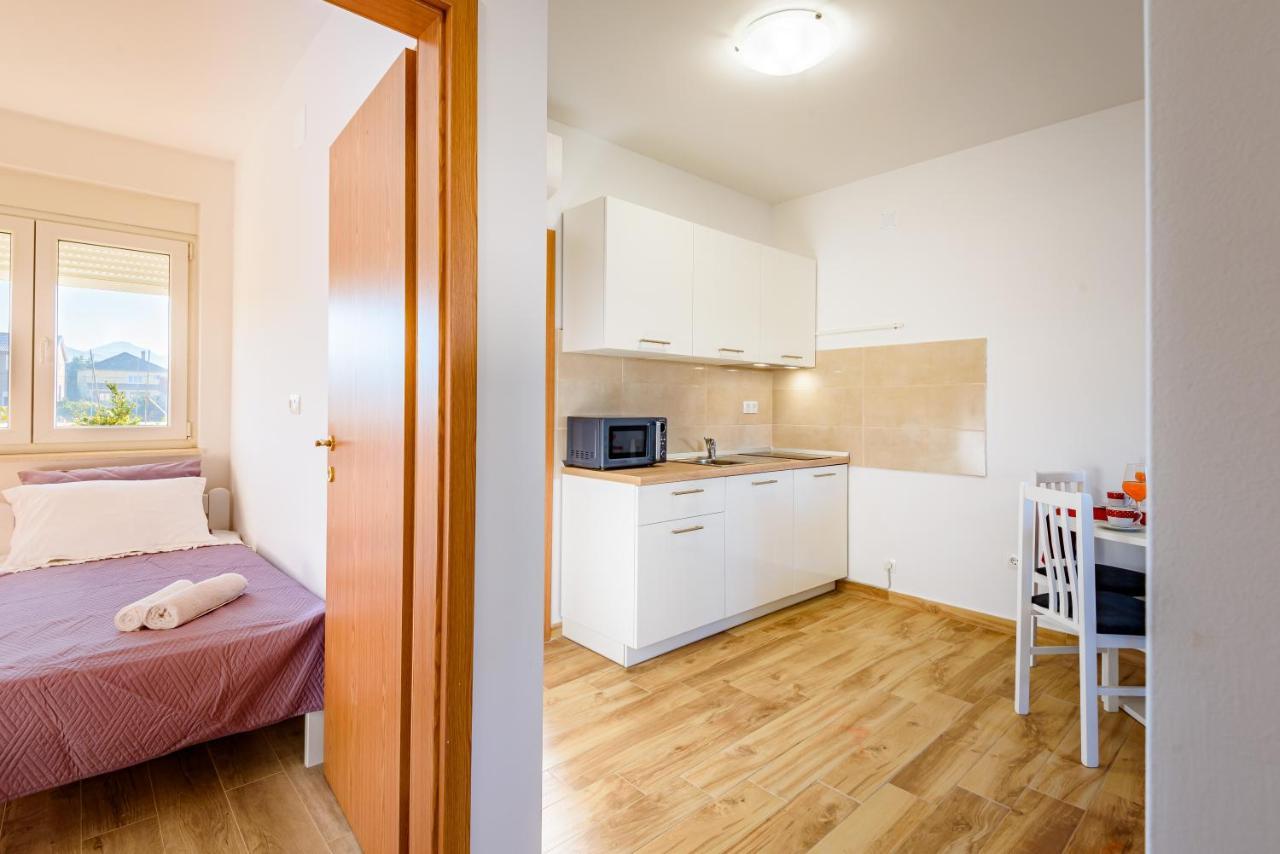 Apartman Ana, Metkovic Bagian luar foto