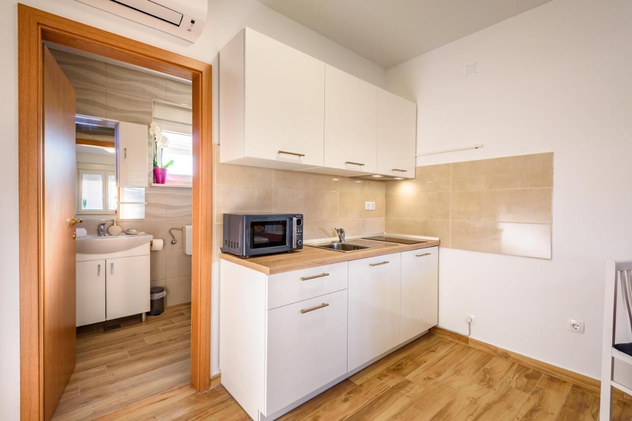 Apartman Ana, Metkovic Bagian luar foto